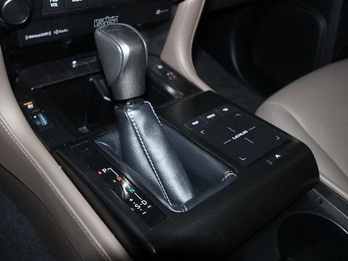 Used 2023 Lexus GX 460 Premium AWD/4WD image 19