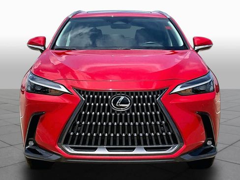 Used 2025 Lexus NX 250 FWD w/ Accessory Package (Z1) image 4