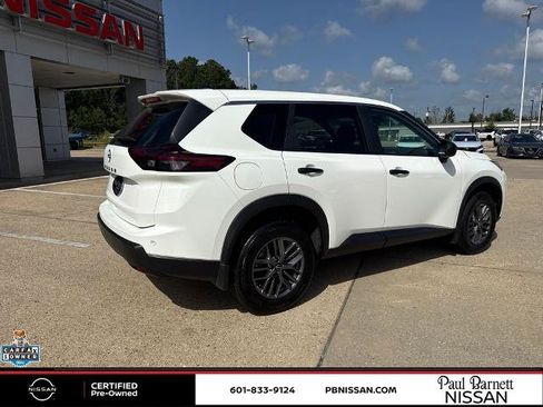 Certified 2026 Nissan Rogue S FWD image 10