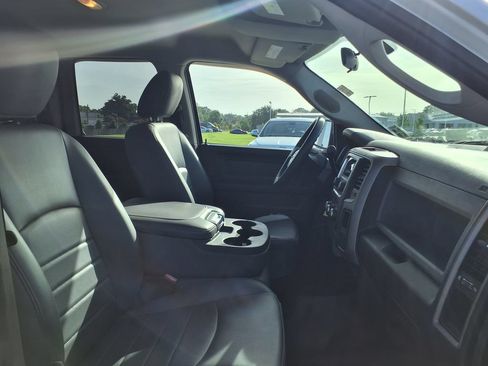 Used 2015 RAM 1500 Tradesman w/ Exterior Appearance Group RWD image 31