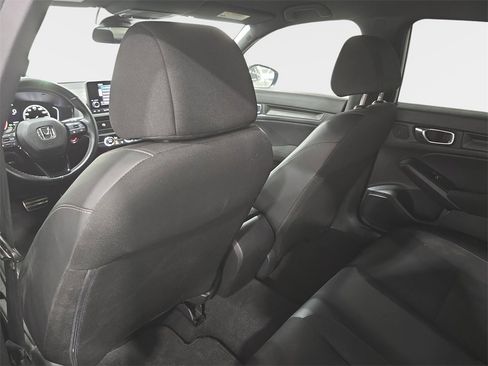Used 2023 Honda Civic Sport image 13