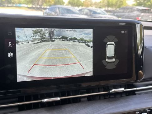 Certified 2024 Kia Carnival EX image 19