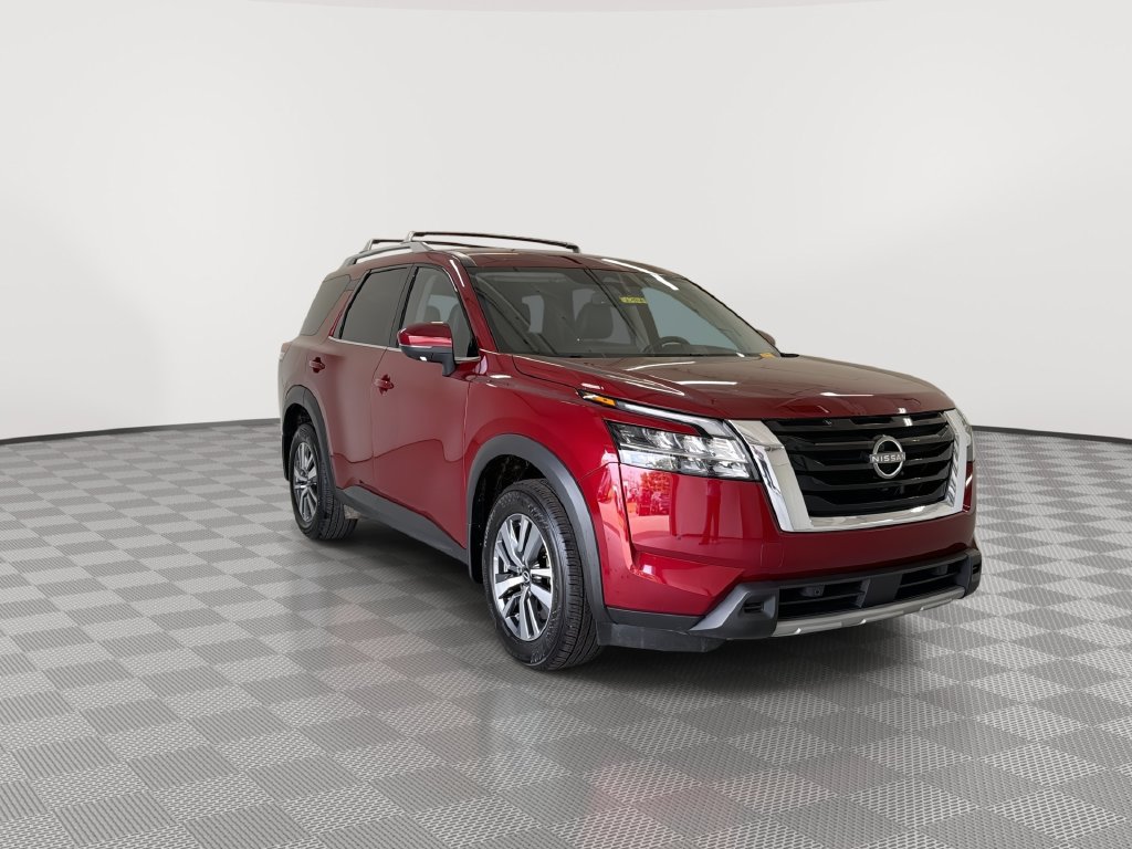 Certified 2024 Nissan Pathfinder SL AWD/4WD image 3