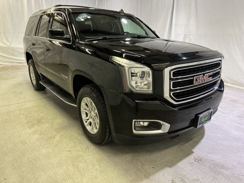 Used 2015 GMC Yukon SLE w/ Convenience Package AWD/4WD image 2