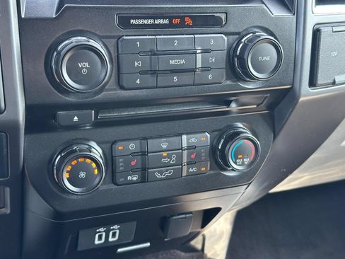 Used 2016 Ford F150 XLT w/ Equipment Group 302A Luxury AWD/4WD image 18