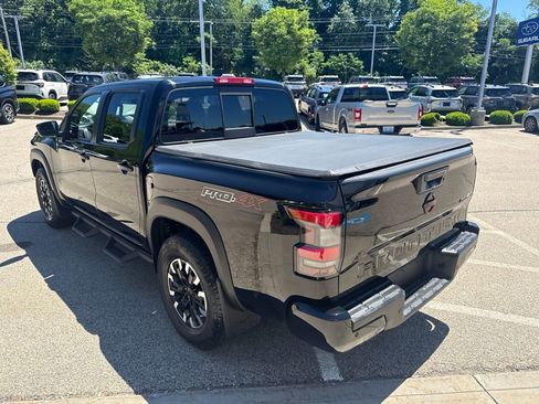 Used 2022 Nissan Frontier PRO-4X w/ Technology Package AWD/4WD image 4