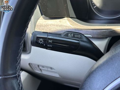 Used 2023 Kia Sorento S w/ Panoramic Sunroof Package AWD/4WD image 24