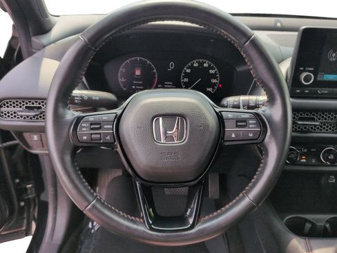 Used 2023 Honda HR-V Sport image 12