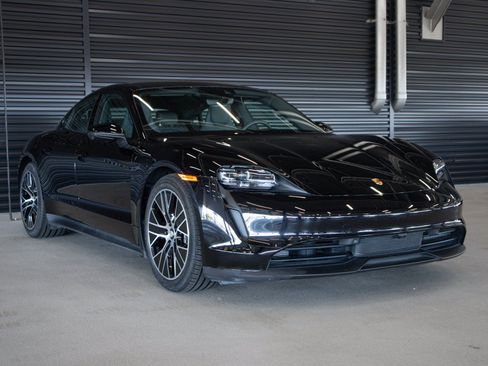Certified 2023 Porsche Taycan RWD image 5