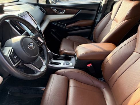 Used 2020 Subaru Ascent Touring w/ Popular Package #3 image 9