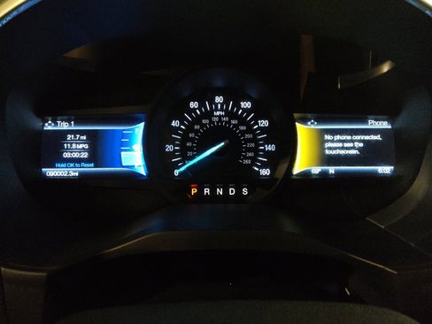 Used 2017 Ford Edge Titanium w/ Technology Package image 23