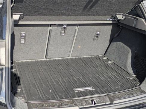 Used 2020 Land Rover Range Rover Evoque R-Dynamic HSE image 6