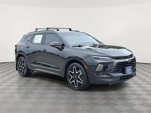 Used 2024 Chevrolet Blazer RS w/ Driver Confidence II Package AWD/4WD image 5