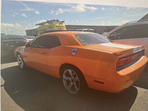 Used 2014 Dodge Challenger R/T Plus RWD image 16