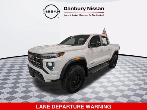 Used 2023 GMC Canyon AT4X AWD/4WD image 8