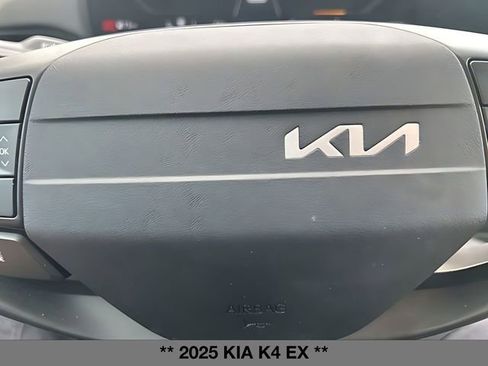 Used 2025 Kia K4 EX FWD image 22