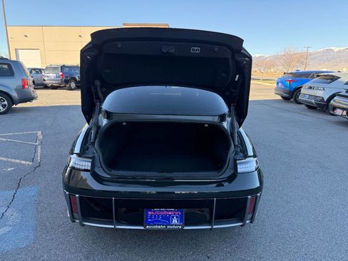 Used 2023 Hyundai Ioniq 6 SEL image 16