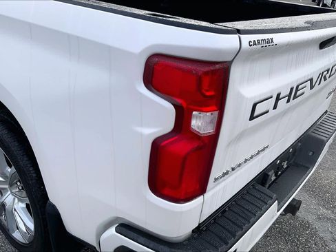 Used 2020 Chevrolet Silverado 1500 High Country w/ Technology Package image 26