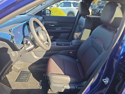 Used 2026 Nissan Kicks SR w/ Cold Weather Package image 11