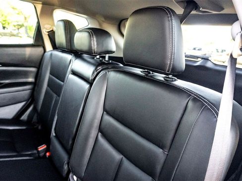 Used 2024 Nissan Murano SV w/ SV Midnight Edition Package image 26