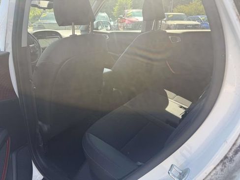 Used 2020 Kia Soul GT-Line Turbo FWD image 6