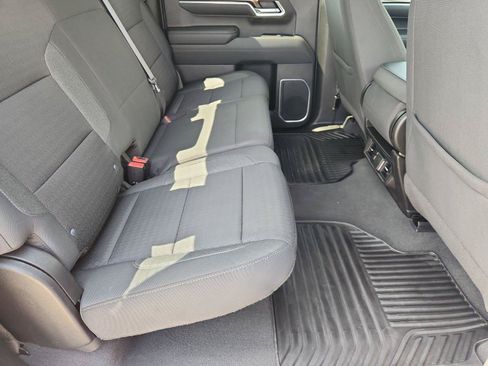 Used 2022 Chevrolet Silverado 1500 LT AWD/4WD image 26