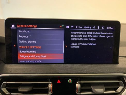 Used 2023 BMW X4 xDrive30i w/ M Sport Package AWD/4WD image 32