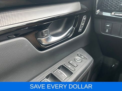 Used 2025 Honda CR-V EX-L image 17