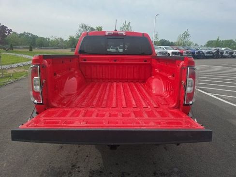 Used 2016 GMC Canyon SLE w/ SLE Convenience Package RWD image 10