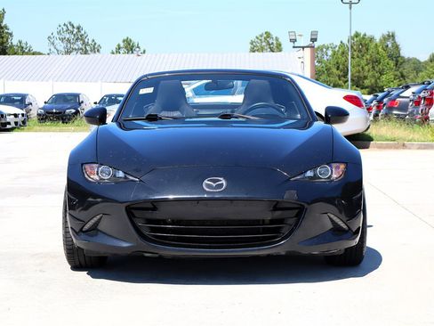 Used 2017 MAZDA MX-5 Miata RF Club RWD image 2
