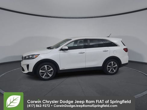 Used 2020 Kia Sorento AWD V6 image 8