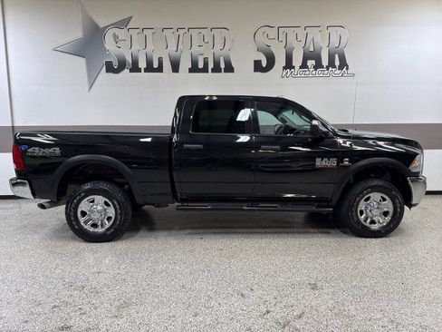 Used 2018 RAM 2500 Tradesman w/ Chrome Appearance Group image 37