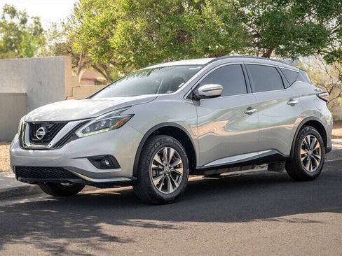 Used 2018 Nissan Murano SV FWD image 1
