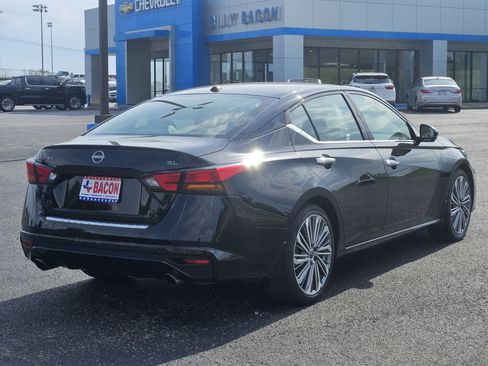 Used 2023 Nissan Altima 2.5 SL FWD image 4