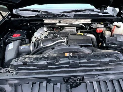 Used 2020 Chevrolet Silverado 3500 LTZ w/ LTZ Plus Package image 9