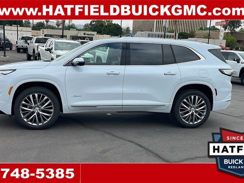 New 2026 Buick Enclave Avenir w/ Super Cruise Package image 2