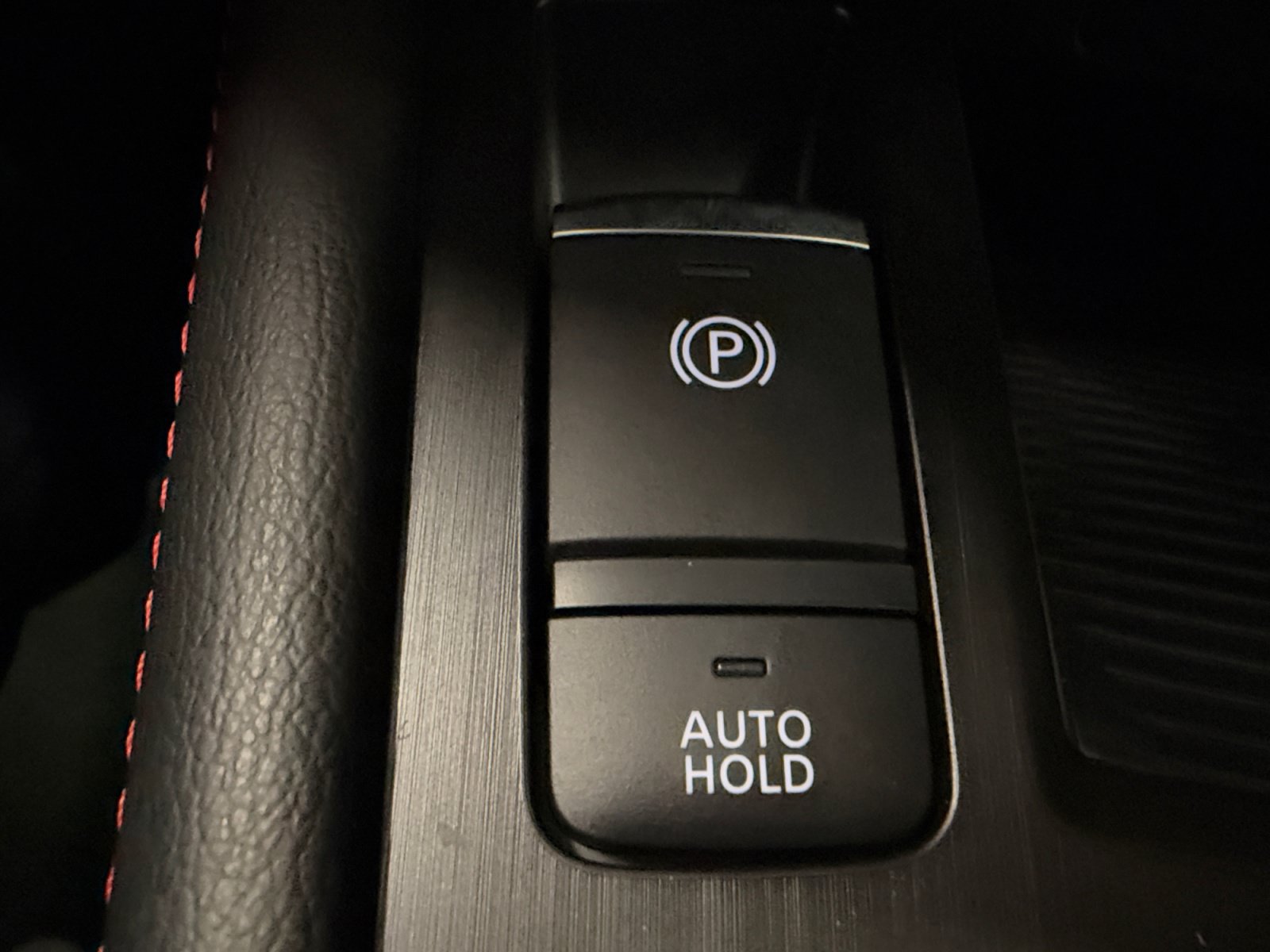 Used 2026 Nissan Kicks SR FWD image 36