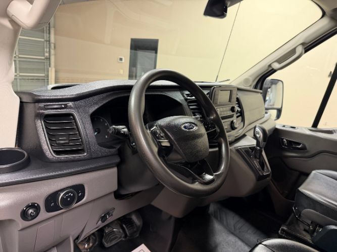 Used 2022 Ford Transit 350 DRW RWD image 12