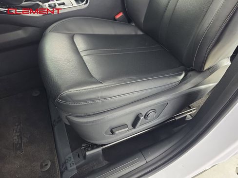 Used 2022 Kia Sorento SX image 25