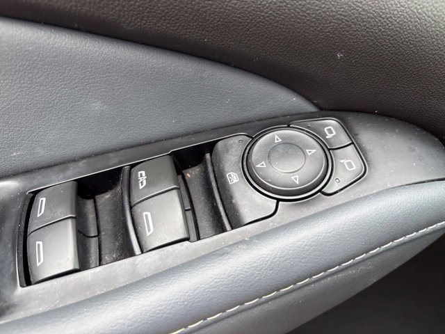 Used 2024 Buick Enclave Essence w/ Sport Touring Edition AWD/4WD image 11