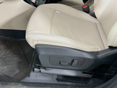 Used 2025 BMW X1 xDrive28i w/ Convenience Package AWD/4WD image 26