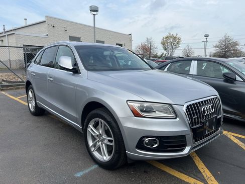 Used 2016 Audi Q5 2.0T Premium Plus w/ Technology Package image 3