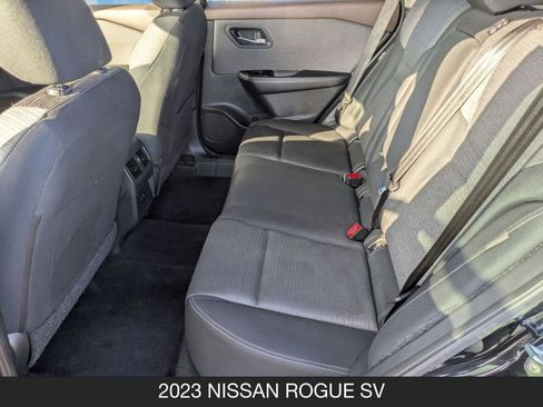 Used 2023 Nissan Rogue SV image 15