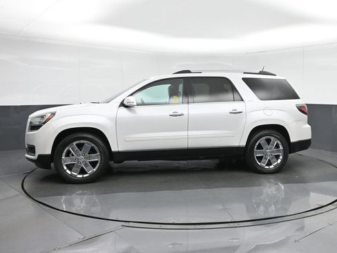 Used 2017 GMC Acadia Limited SLT AWD/4WD image 4
