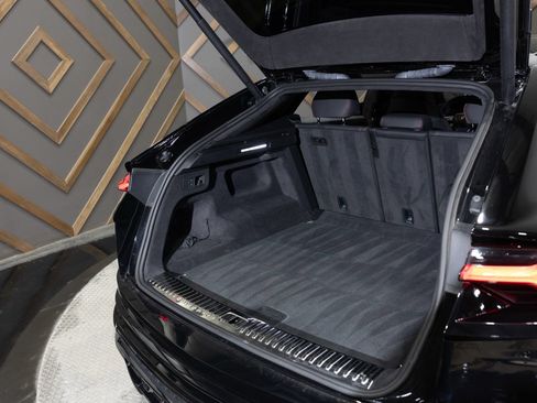 Used 2021 Lamborghini Urus AWD/4WD image 21