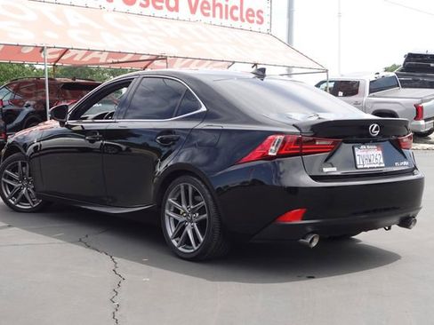 Used 2016 Lexus IS 200t w/ F Sport Package RWD image 10