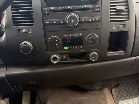Used 2010 GMC Sierra 1500 SLE w/ Power Pack Plus AWD/4WD image 13