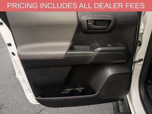 Used 2020 Toyota Tacoma SR w/ SR Convenience Package RWD image 8