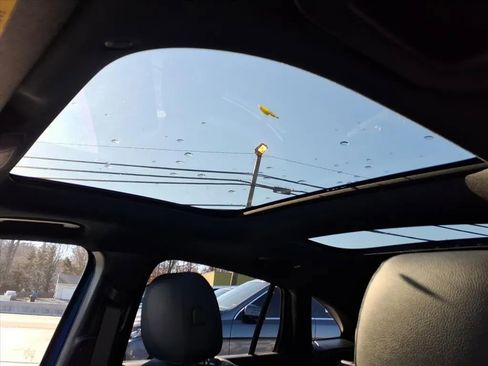 Used 2025 Mercedes-Benz GLA 250 image 27