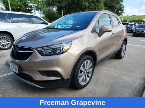 Used 2018 Buick Encore Preferred FWD image 1